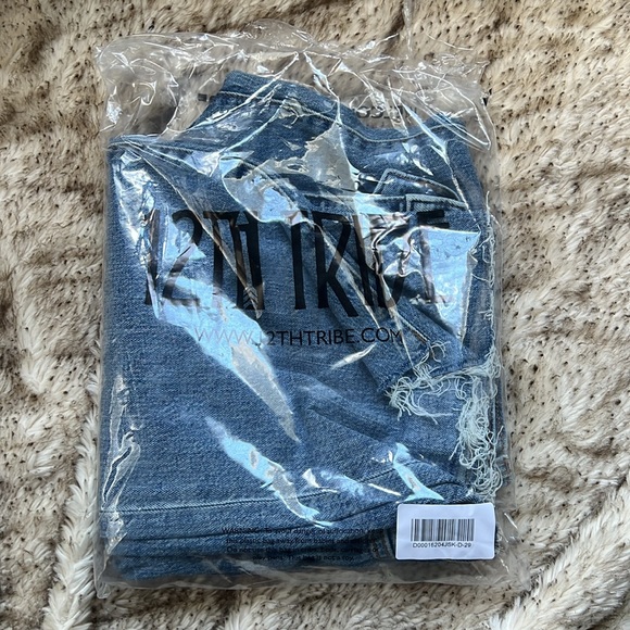 Katheryn Mid Rise Straight Leg Jeans - Picture 3 of 5